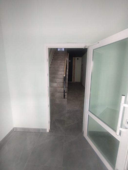 Продам. Квартиру. Центр. Новобудова. Цегла.