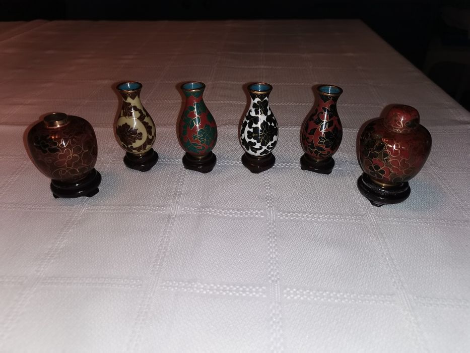 Conjunto 6 bases e 6 potes Cloisonné