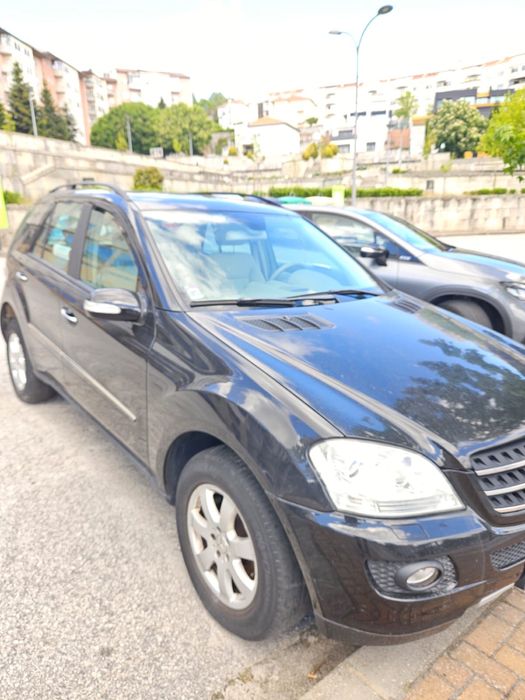 Carro Mercedes ML 320