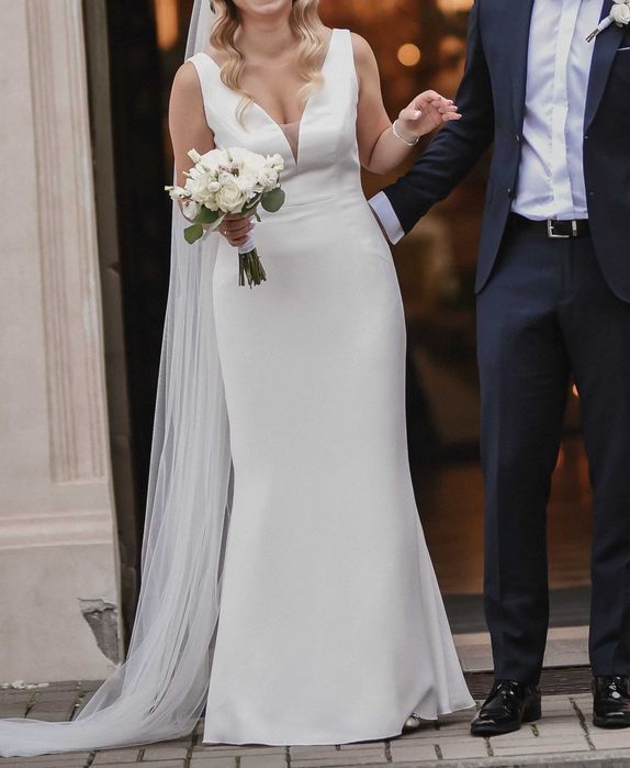 Suknia ślubna rybka syrenka prosta klasyczna Pronovias Eureka