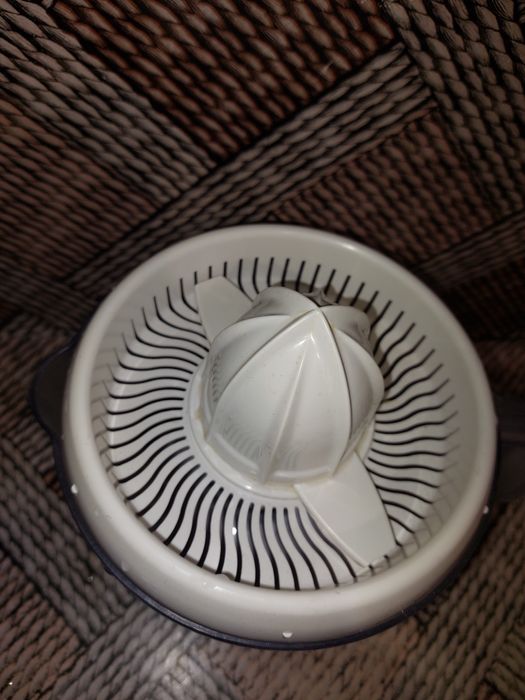 Электро соковыжималка для цитрусовых DEX DJU-12