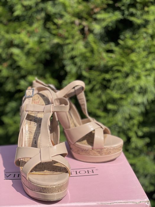 Туфлі жіночі