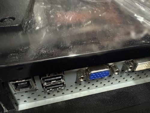 Monitor de pc L206WU em bom estado