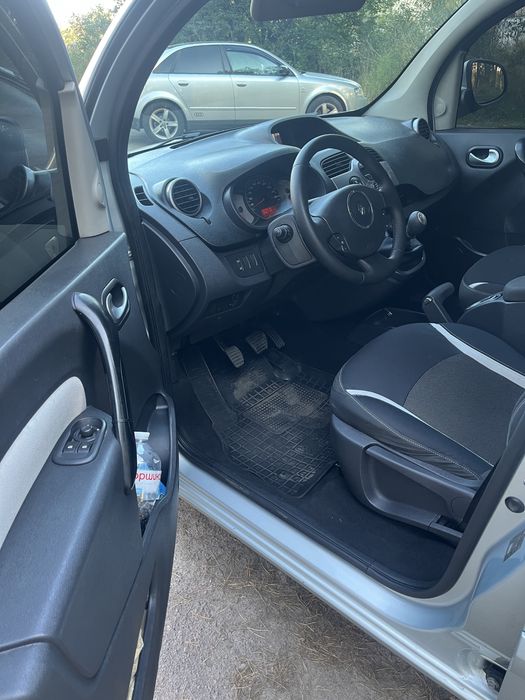 Renault Kangoo pas