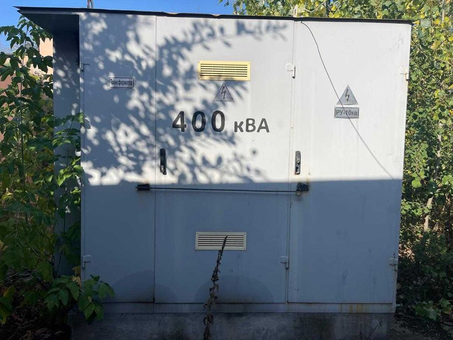 Нерухомість під склади або виробництво в 40 км від Києва