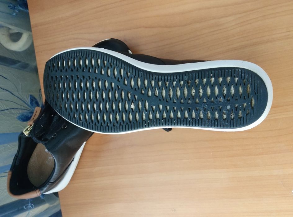 Снiкерси clarks нат.шкiра