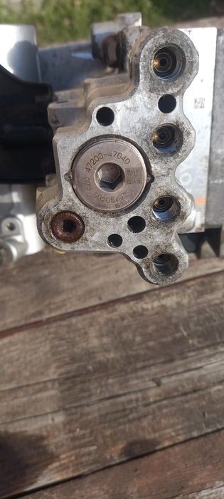 Блок АБС Toyota Camry xv55 (утечка воздуха)