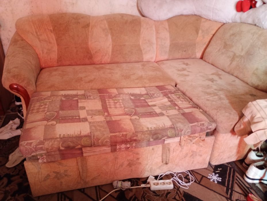 Продам диван бу 2000