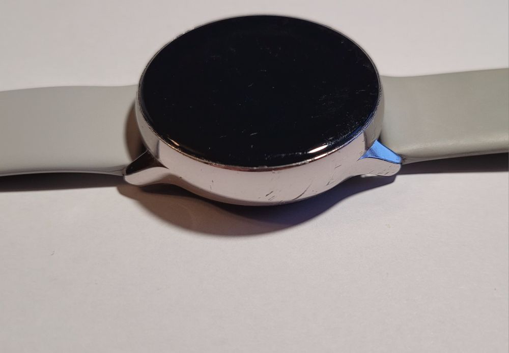 Smartwatch Samsung Galaxy Watch Active R500  uszkodzony