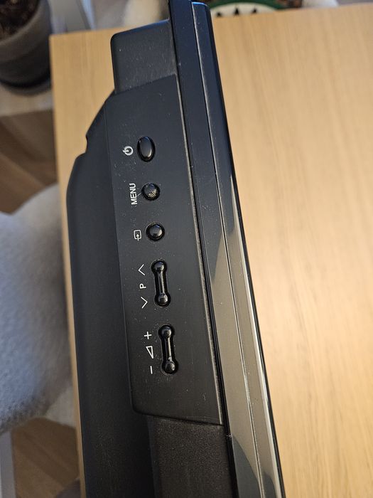 Sharp LCD LC-26D44E-BK