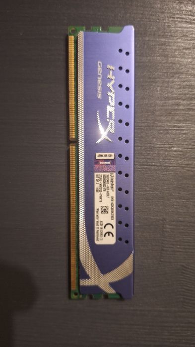 Kingston ddr3 1600MHz 4gb