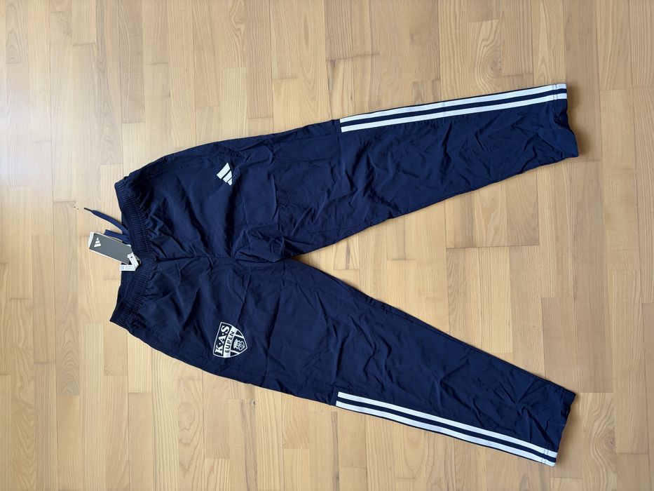 Штани спортивні Adidas. Розмір S