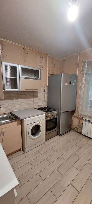 Квартира в районі 12 школи!