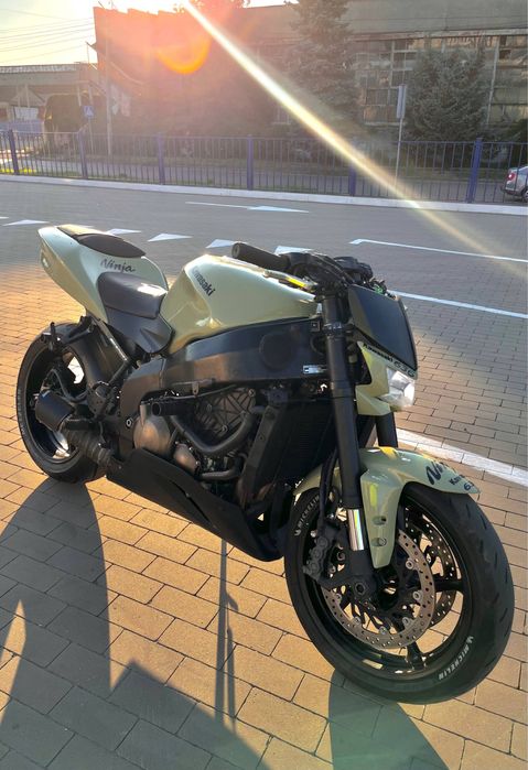 Kawasaki 636  !НА ДОКУМЕНТАХ!! На ходу заводиться без проблем