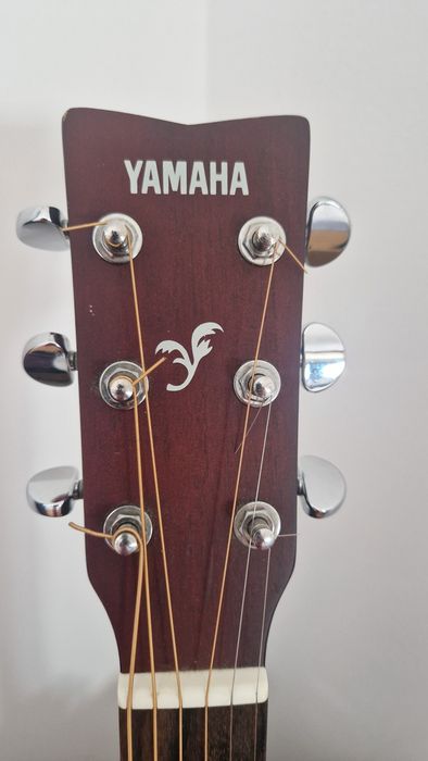 Guitarra Eletroacústica Yamaha FX370C TBS + Estojo Ritter + Acessórios