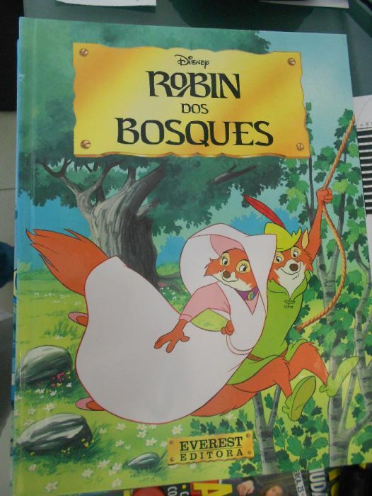 Vendo vários livros da Disney e outros como novos