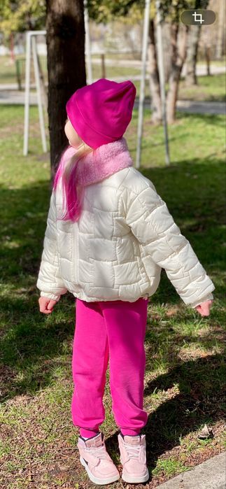 Куртка на дівчинку 122р, куртка весна 122р