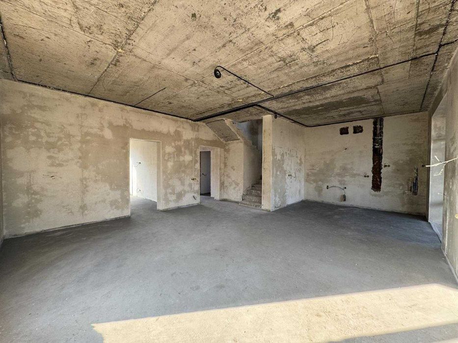 Якісний будинок з центральними комунікаціями, газ, 600 м до Києва