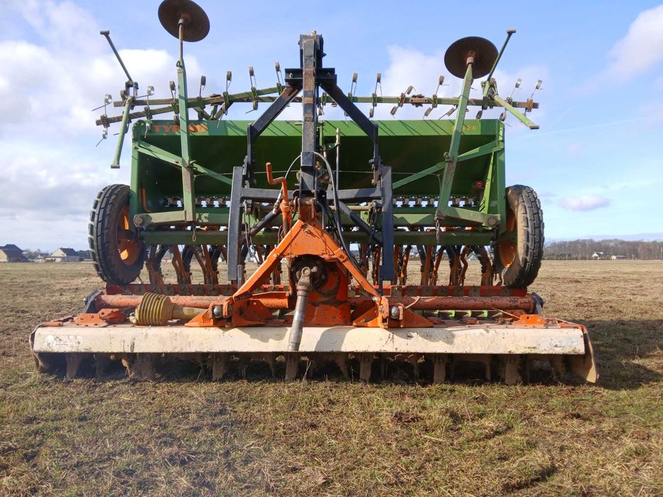 Agregat uprawowo-siewny