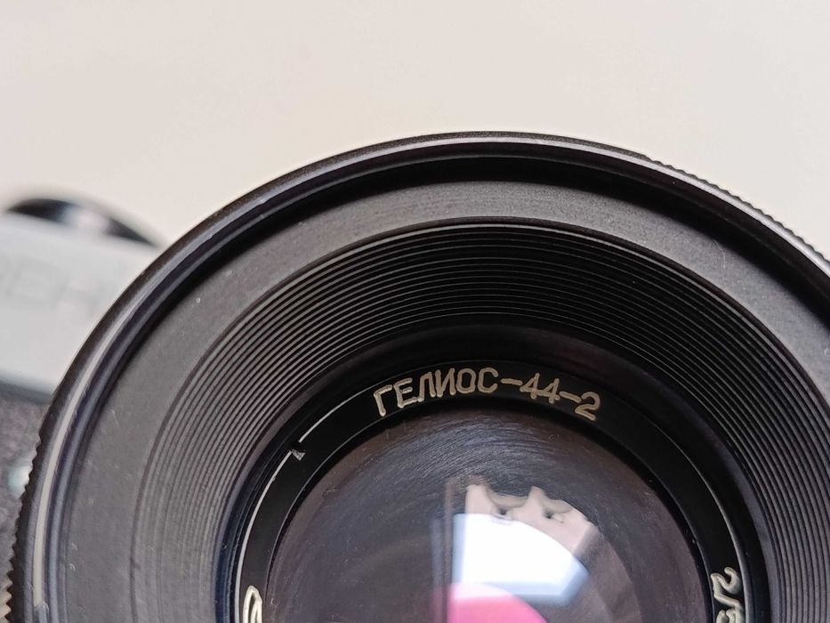 Фотоапарат ZENIT ET (Гелиос 44-2). Зоркий-4 (Индустар-50). Вживано.