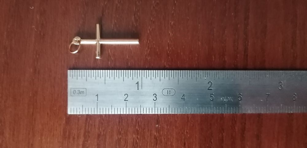 Pendente /Cruz de Cristo em ouro