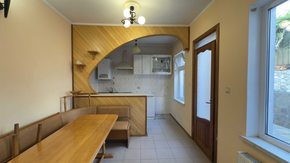 Продам дом с АГВ на берегу моря Совиньон - 1  ул Солнечная