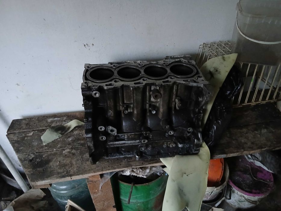 Двигун  тойота венсіс 2.2