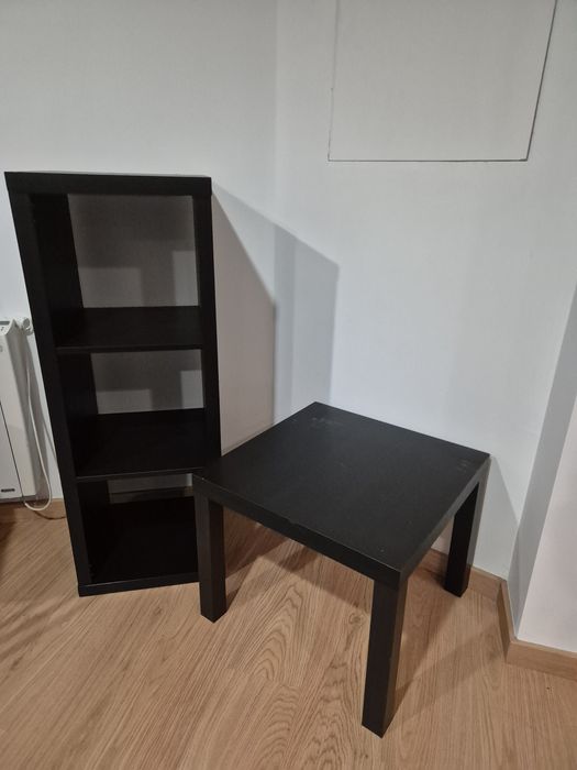 Estante e mesa de apoio