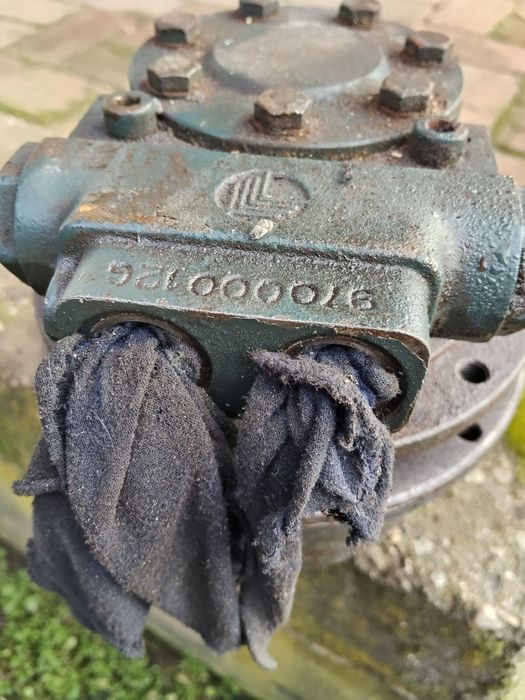 Zwolnica minikoparka yanmar b15