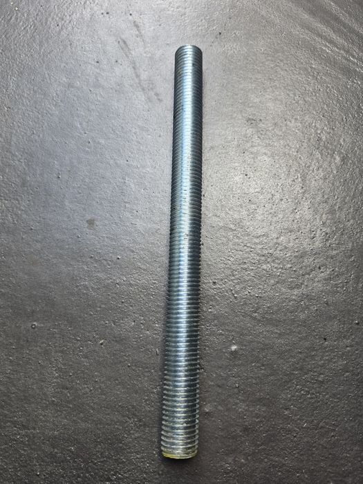 Szpilki m24x 300mm