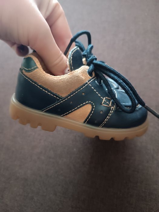 Дитячі черевички