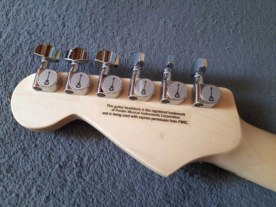 Charvel Pro Mod San Dimas HH Floyd Rose 1000 Seymour Duncan