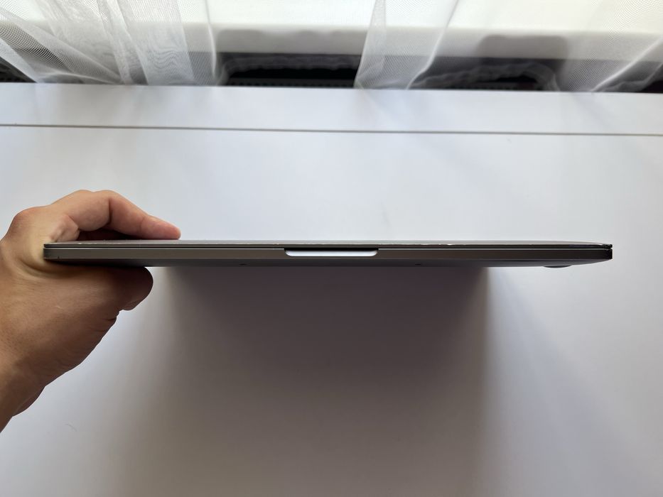 MacBook Pro 13 2020 i7/16/512gb Custom