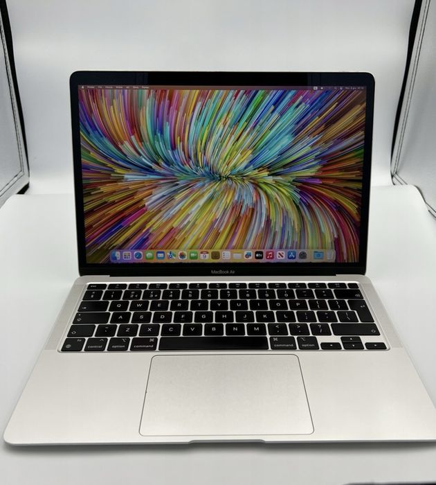 -/- PIĘKNY I LEKKI -/- Laptop Apple Macbook Air 13 SILVER + office