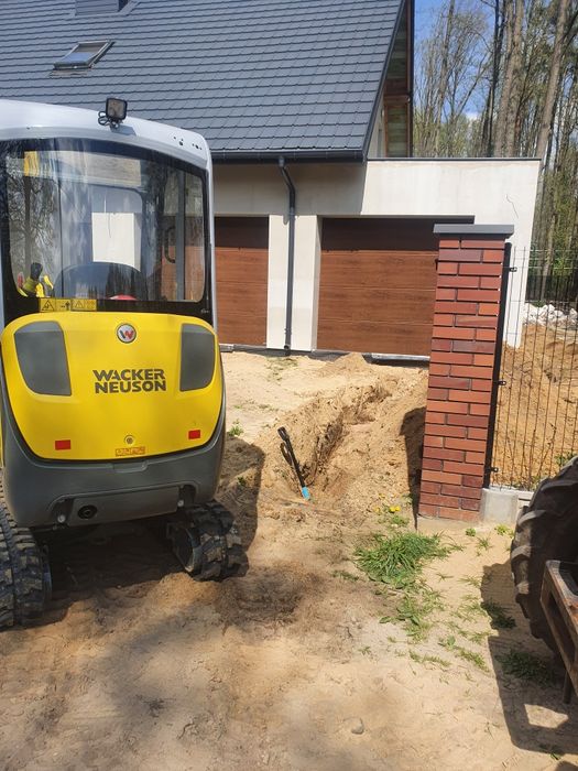 Uslugi minikoparka, wykopy przyłącza