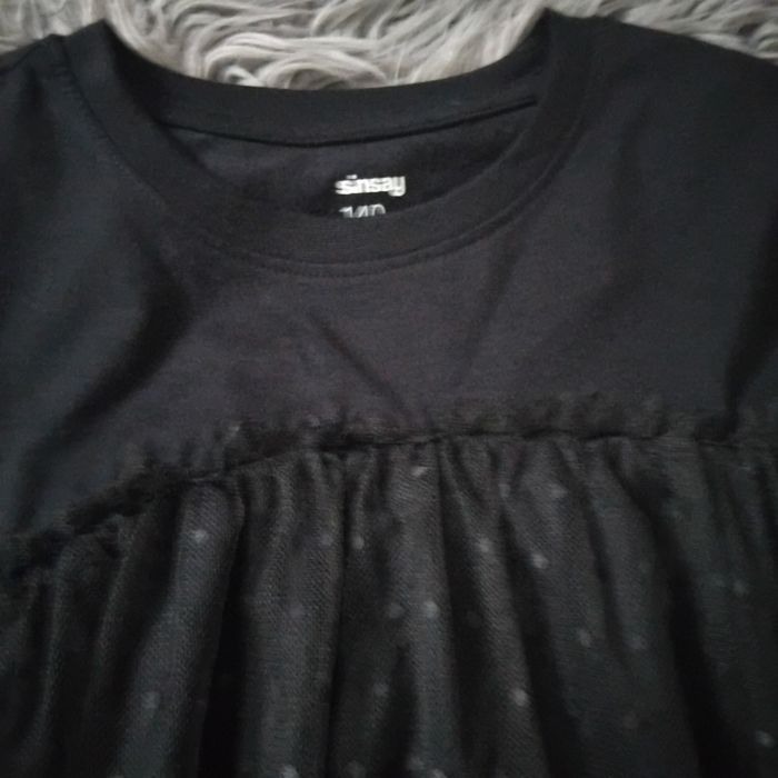 Nowa czarna sukienka 140 i na ramiczka