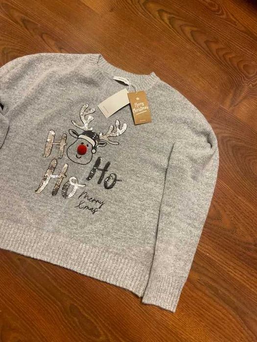Szary Damski Sweterek Z Reniferem