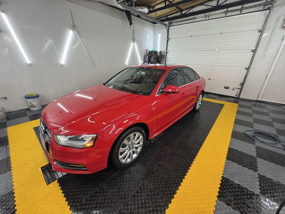 Продам Audi a4 B8 2015