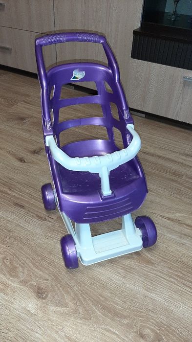 Коляска для кукол