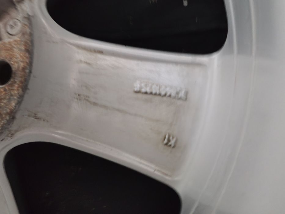 Sprzedam felgi aluminiowe R17 5x112