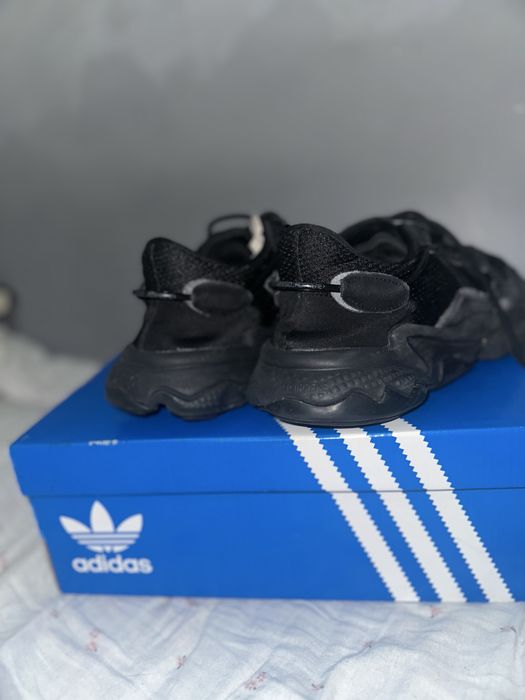 męskie czarne buty adidas Ozweego