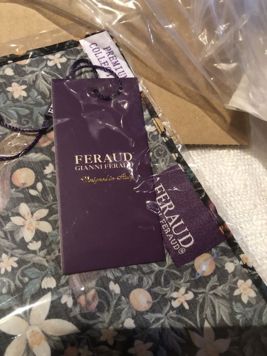 Lenço Gianni Feraud novo, envio incluído
