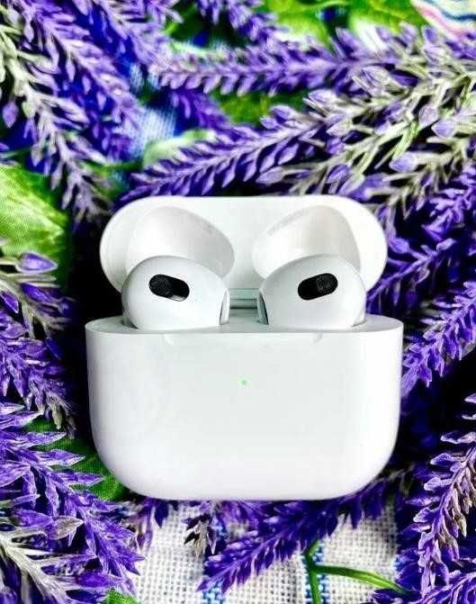 Наушники Аирподс 3 Charging Case!!