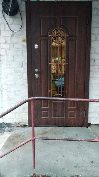 Установка (монтаж),продажа входных и межкомнатных дверей.