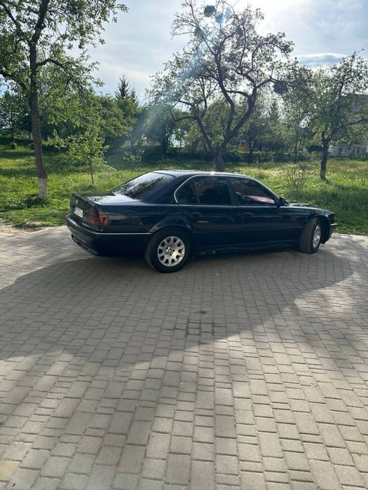 Бмв E38 3.0 m57