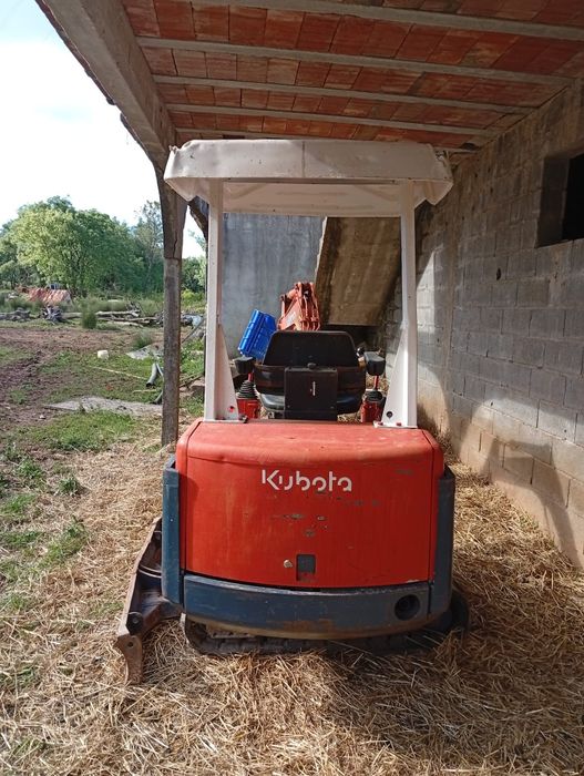 Mini giratória Kubota KX 14