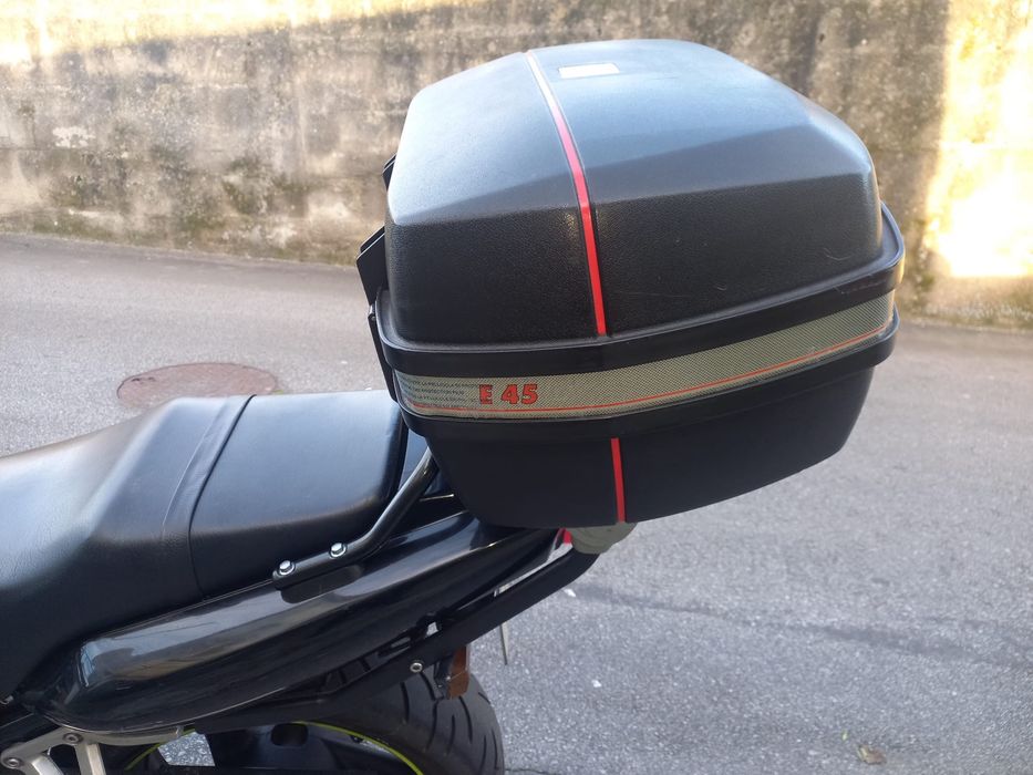 Yamaha FZS 600 Fazer – Apenas 45.500 km (Impecável)