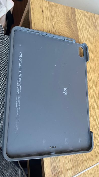 iPad Air 4th Generation (64GB Green) + Apple Pencil 2 + Logitech Folio Touch