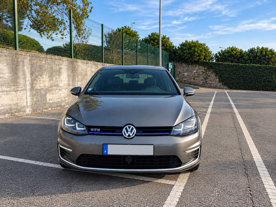 Volkswagen Golf GTE DSG