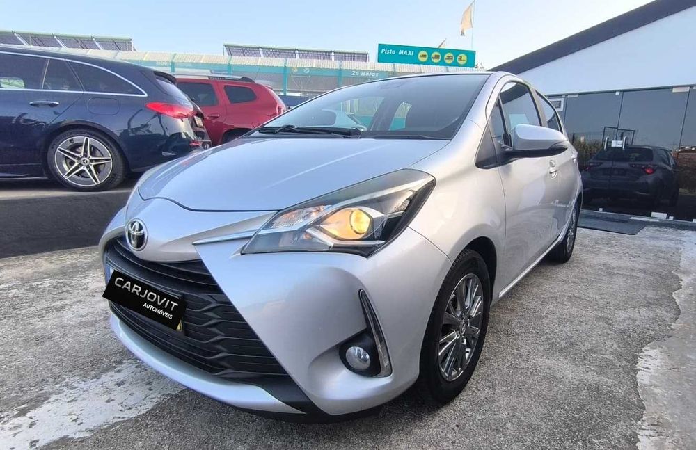 Toyota Yaris — fotografia 7